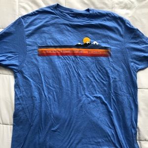 Columbia Blue hiking T-shirt *NWOT*